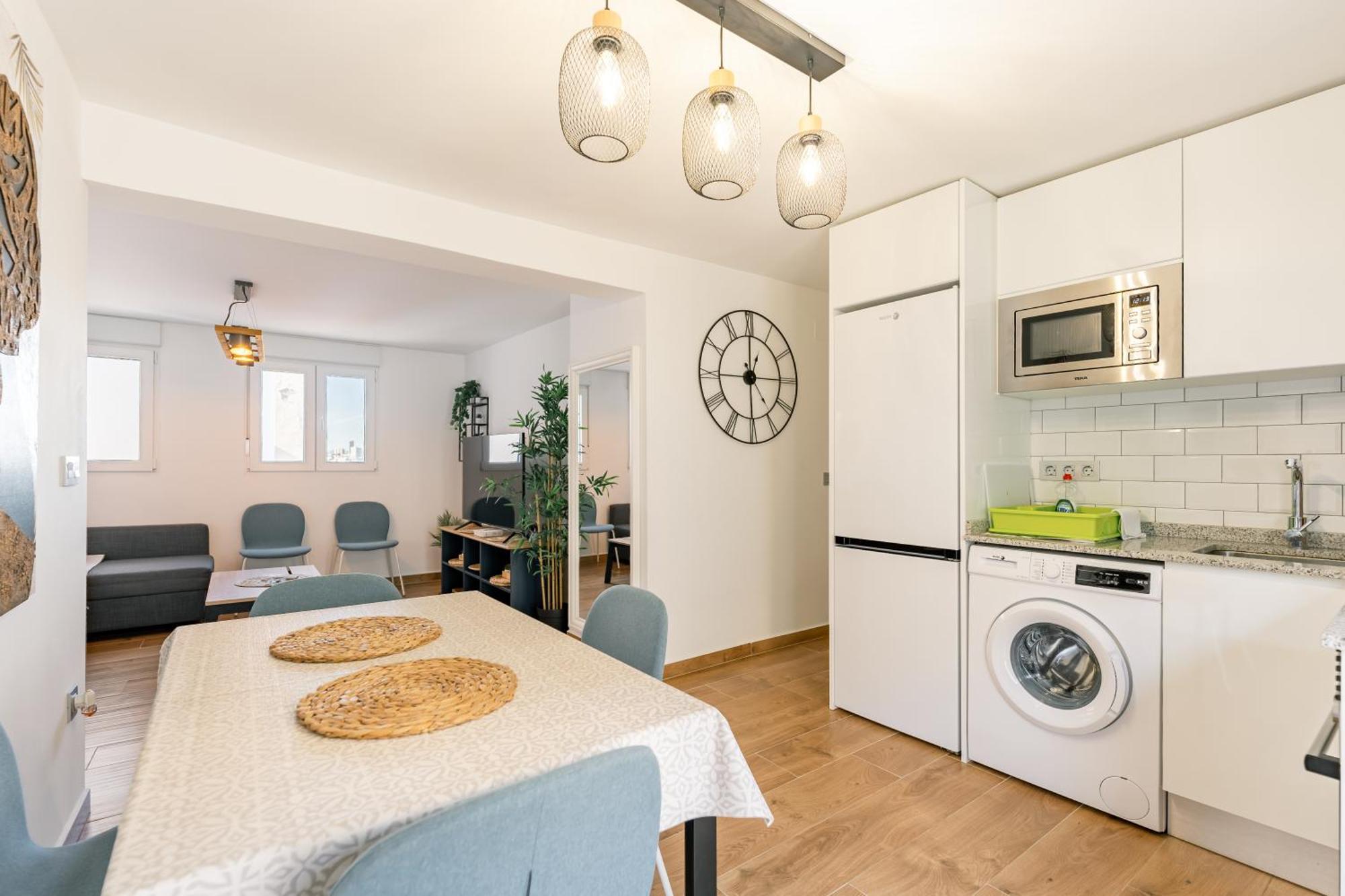 Apartamento En La Playa De เบนิดอร์ม ภายนอก รูปภาพ