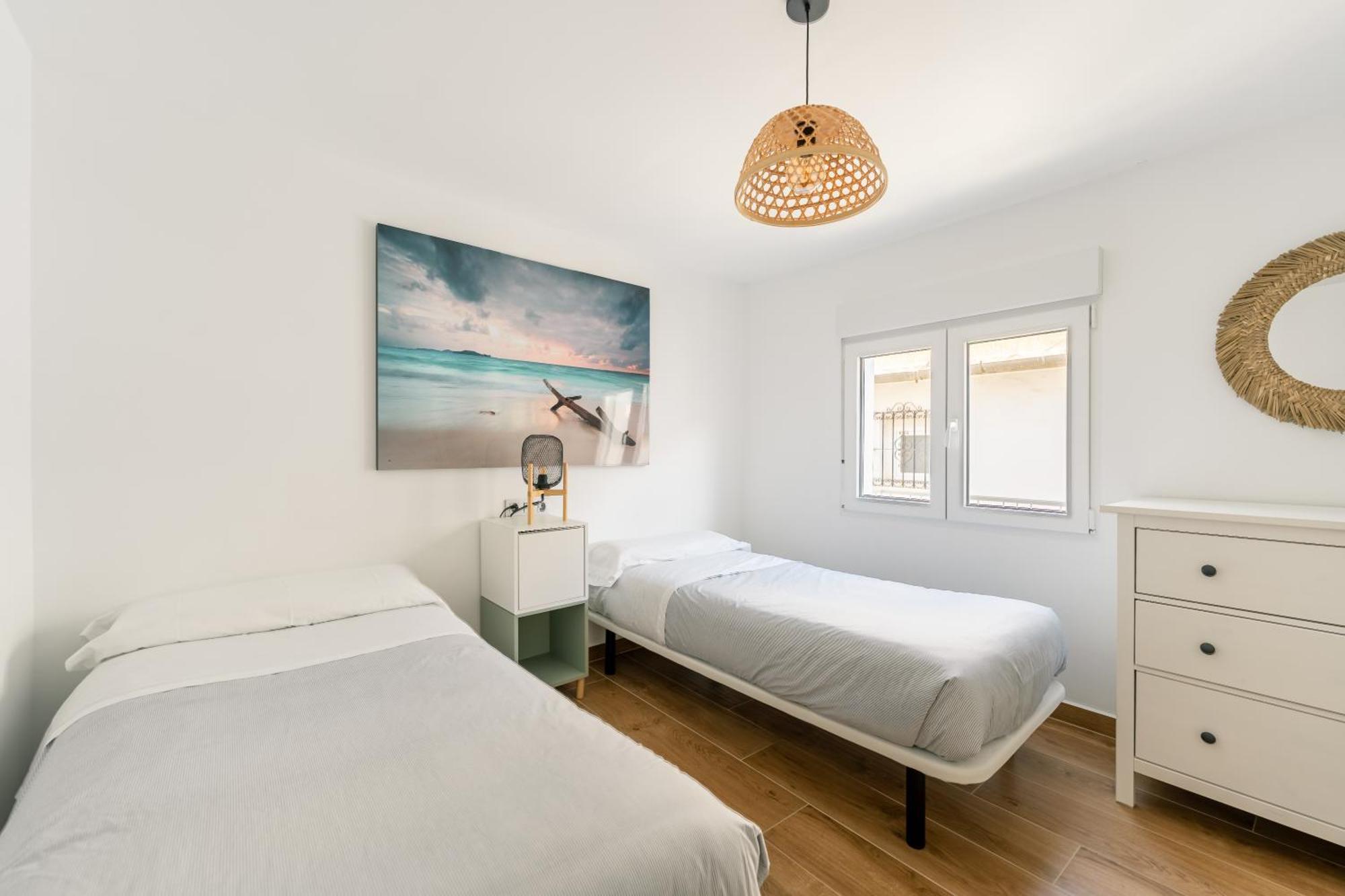 Apartamento En La Playa De เบนิดอร์ม ภายนอก รูปภาพ