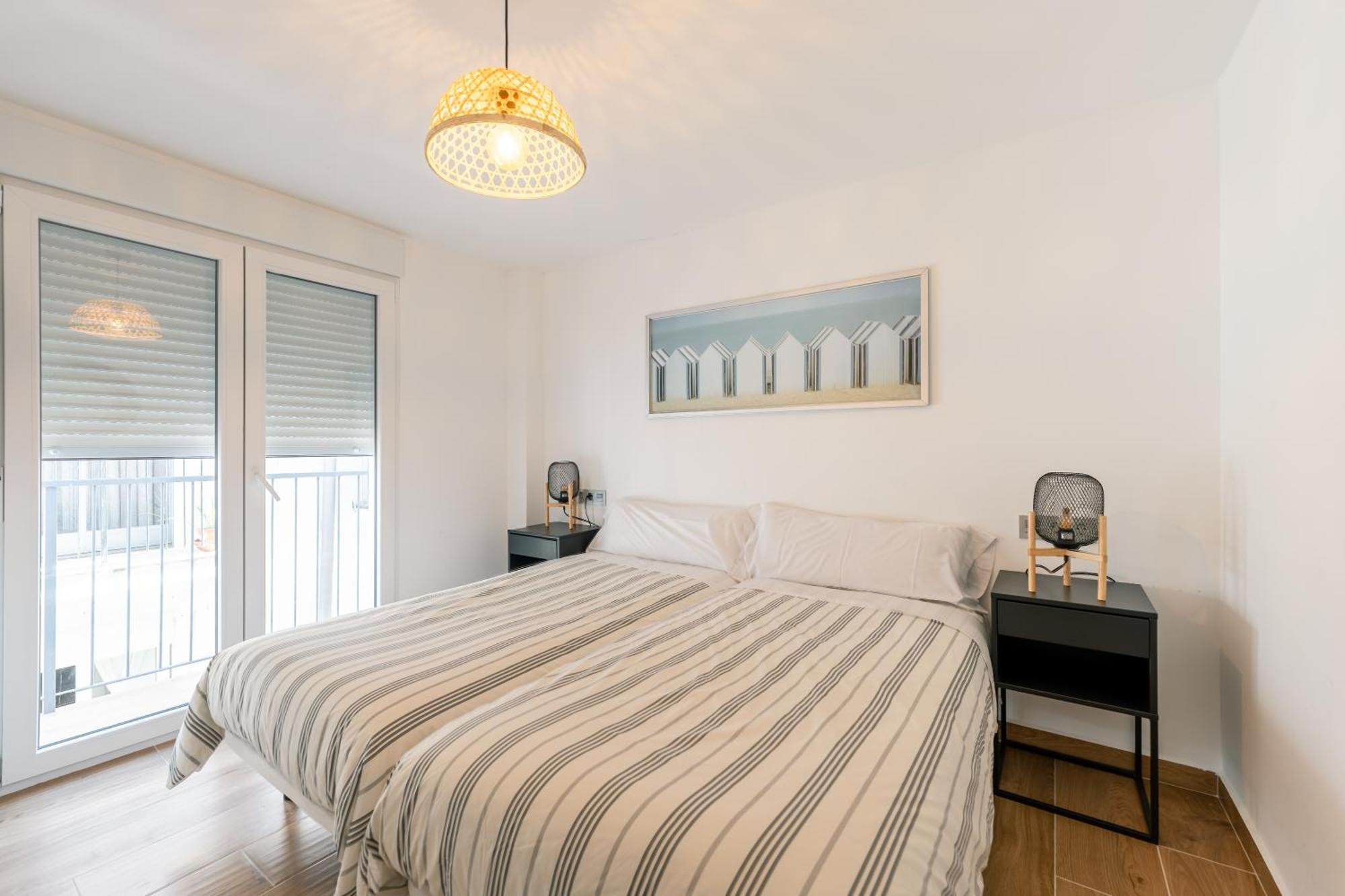 Apartamento En La Playa De เบนิดอร์ม ภายนอก รูปภาพ