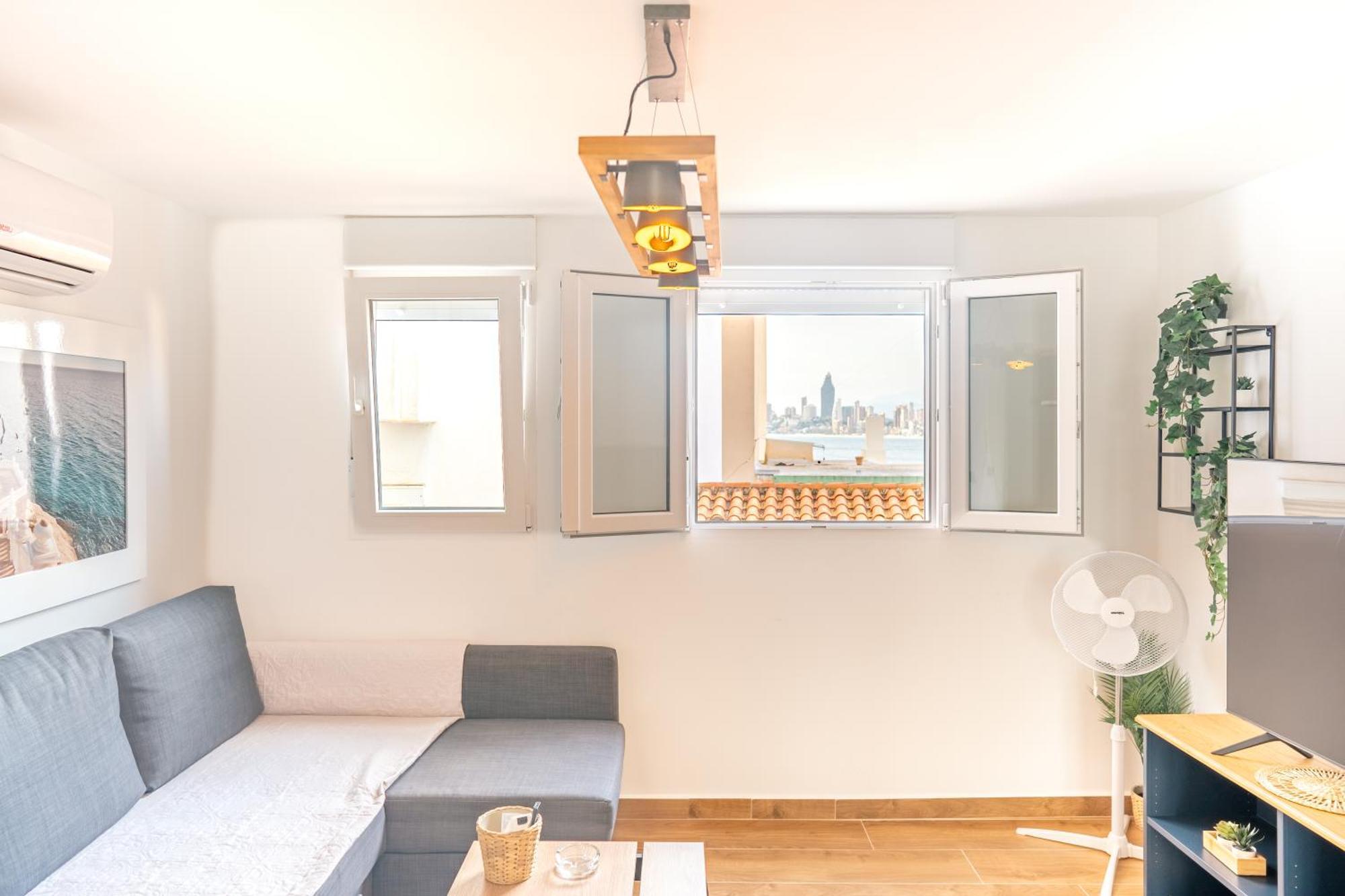 Apartamento En La Playa De เบนิดอร์ม ภายนอก รูปภาพ